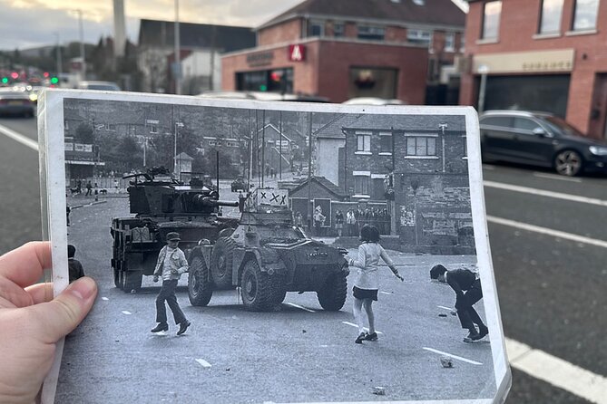 2 Hour Private Belfast Taxi Cab Tour of Troubles & Peace walls - Key points at a glance