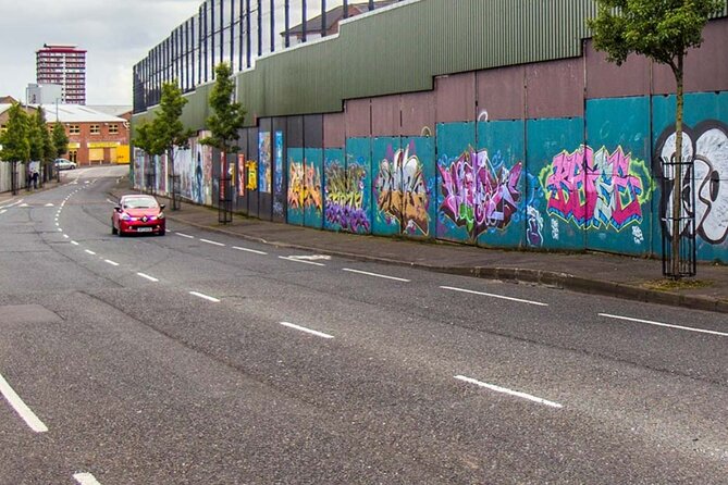 4 Hours Private Belfast City Tours - The Peace Wall and Belfast’s divided neighborhoods