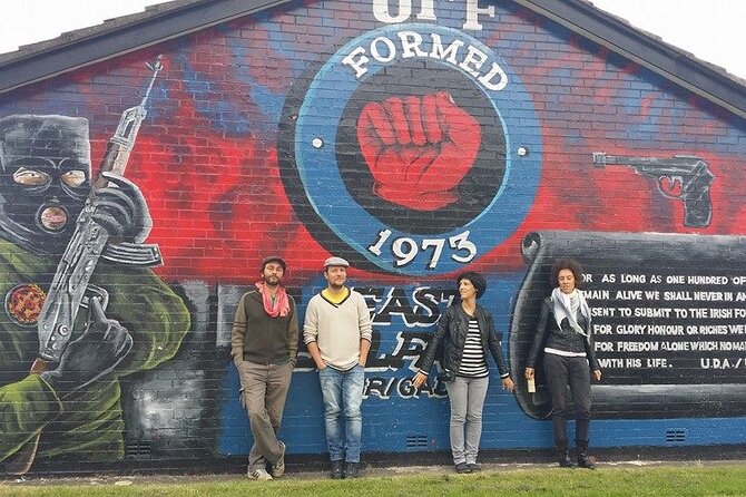 Belfast Black Cab Taxi Private Tour 2hr with Original Guides - The peace wall and a chance to leave your mark