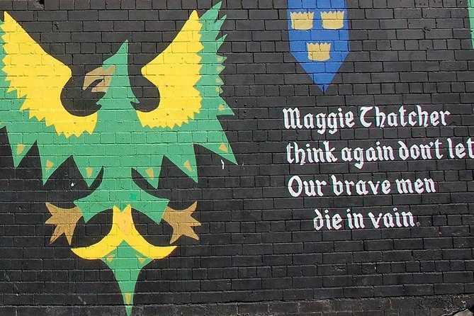 Belfast history of terror & mural 1 hr express private taxi tour - Why Belfast’s black cabs tell this story well