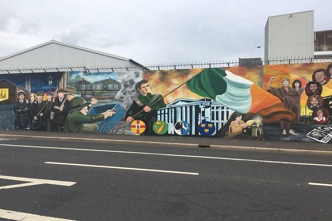 Belfast Hop-on Hop-off Tours - St. George’s Market and the central sights