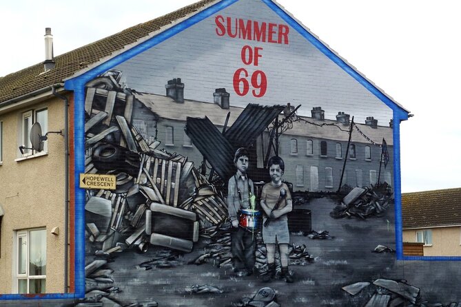 Belfast Political Tour-Conflicting Stories Walking Tour - Who should book the Conflicting Stories walk?