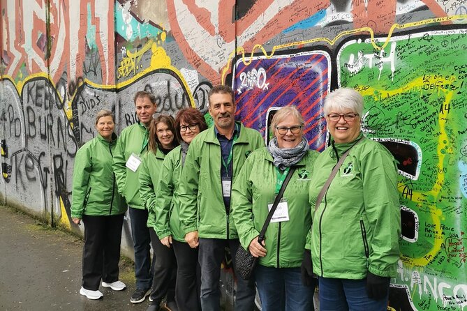 Belfast's Political Mural Taxi Tour - What the private format changes