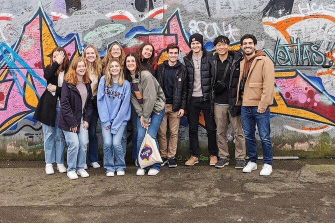 Belfast's Political Mural Taxi Tour - Who will get the most from this tour?