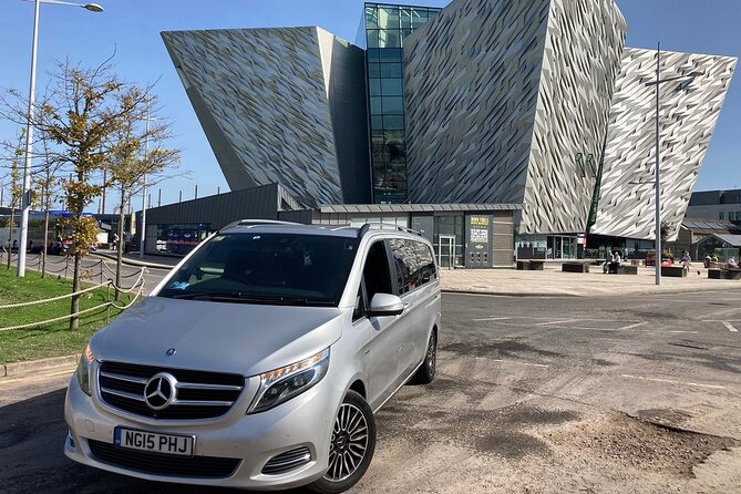 Belfast Sightseeing Tour - The International Wall and Belfast’s divided past