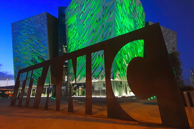 Belfast Titanic Museum and Sighseeing Tour - What the private format means for you