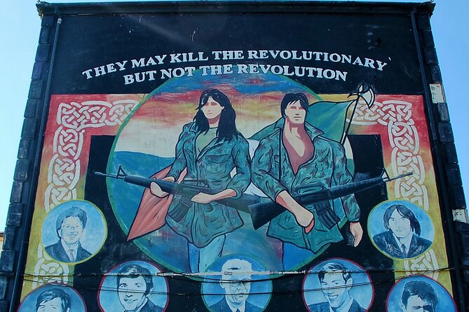 Express Terror and Peace 90 min Private Belfast Cab /Taxi Tour - The Peace Wall and a city still divided