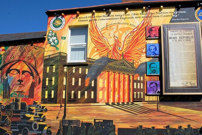 Express Terror and Peace 90 min Private Belfast Cab /Taxi Tour - Divis Flats and the start of the Falls Road