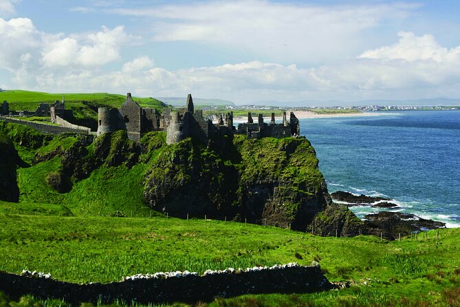 From Belfast-Giants Causeway, Dunluce Castle and Dark Hedges tour - Who should book this tour?