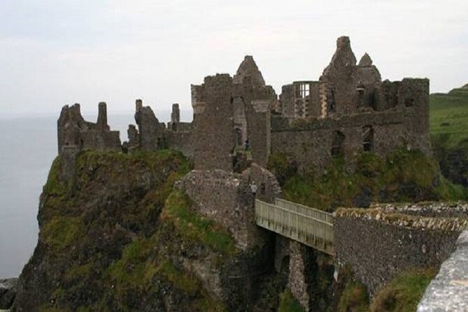 Full-Day Private Tour of Giants Causeway with Pick Up - Dunluce Castle and the final photo stop