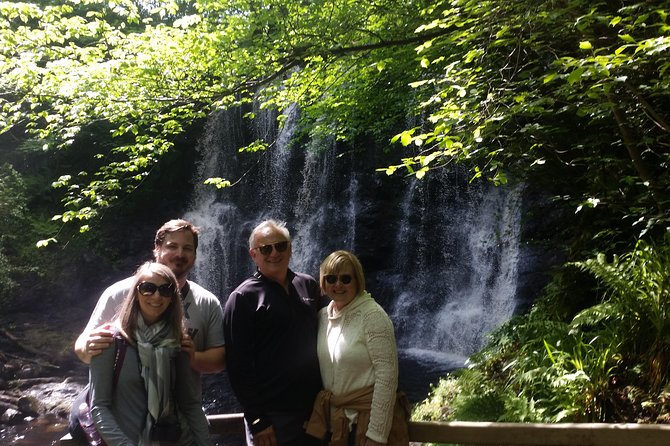Giants causeway and Glens of Antrim day trip - Carrick-a-Rede Rope Bridge and the coastal walk