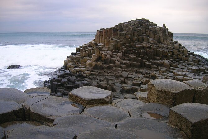 Giants causeway private tour 1 to 7 people - Giants Causeway: give the columns your best hour