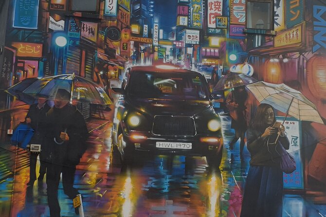 Iconic Belfast Black Cab Tour - The Peace Wall and a chance to leave your name