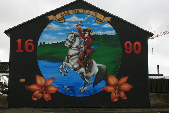 Iconic Belfast Black Cab Tour - The International Mural Wall on Divis Street
