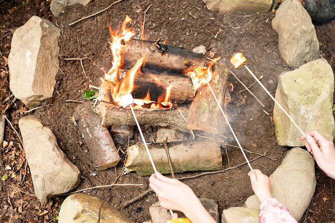 Muddy Tots Go Wild Forest School Ballynahinch County Down - Campfire time and the hot-chocolate finish