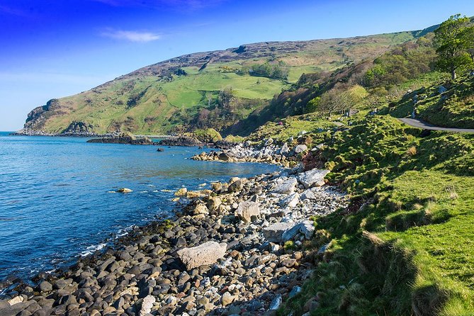 Northern Highlights Full-Day Guided Tour in Northern Ireland - Ballycastle lunch and a useful break in the day