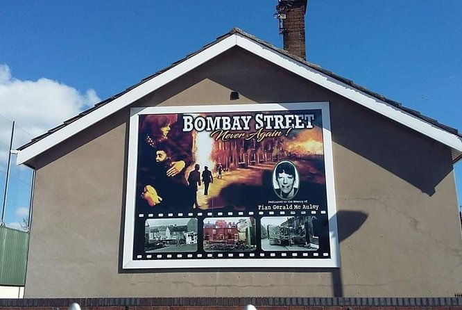 Official World Famous Belfast Black Taxi Tour - Bobby Sands and the Falls Road political story