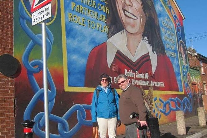 Official World Famous Belfast Taxi Tour ™ - Why the personal guide makes a difference