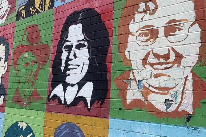 Original Drivers Belfast Taxi/Cab Tour 2 hour private adventure - International murals on Divis Street