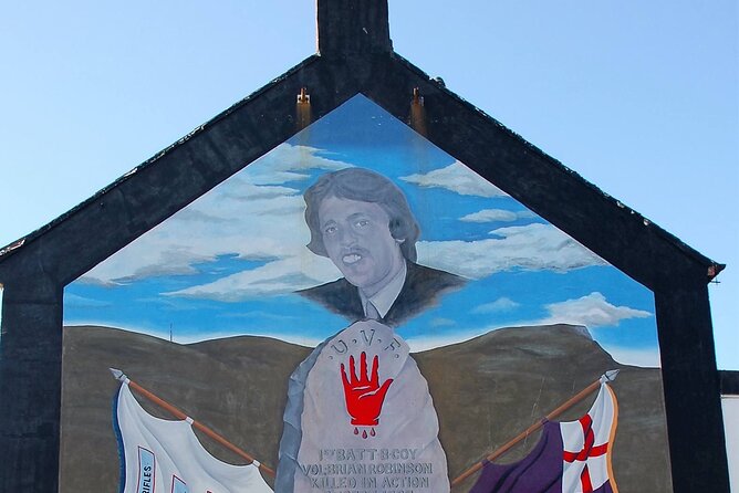 Original Private Belfast Troubles and Peace Cab/Taxi Tour 2 Hours - The old gaol and Saint Peter’s Cathedral
