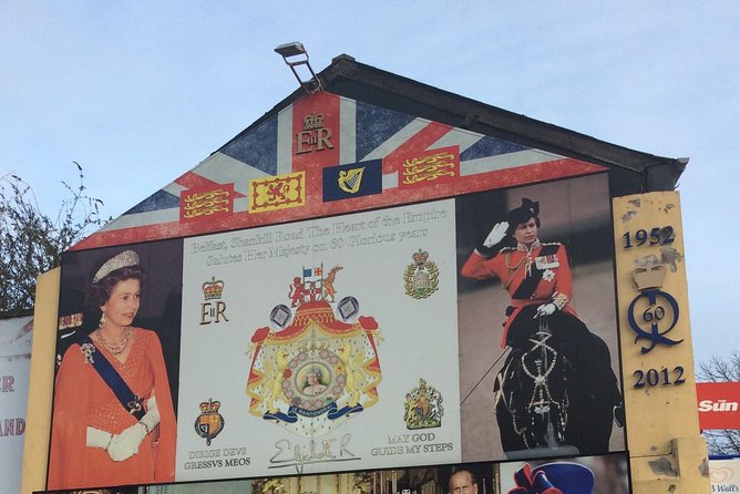 Peace Wall Taxi Tour - The Bobby Sands mural and the Nationalist viewpoint