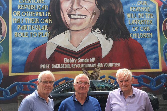 Private 1 Hour Belfast Taxi cab Tour - The Peace Wall and the reality of separation