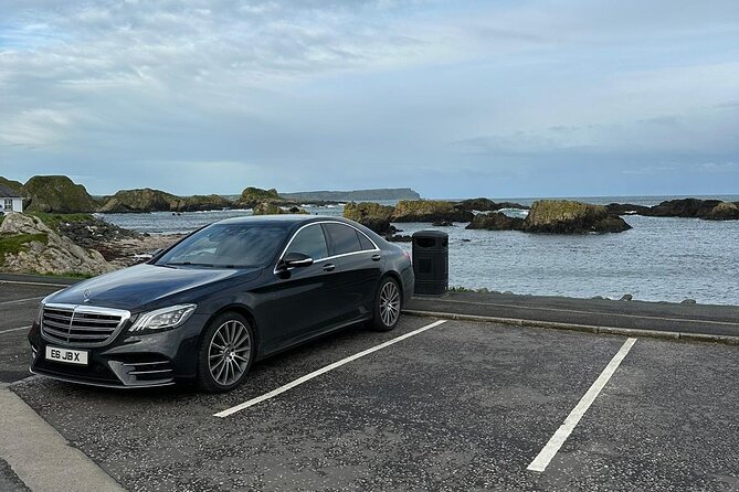 Private Giant's Causeway Tour including Game of Thrones Sites - Dunluce Castle’s 30-minute photo stop