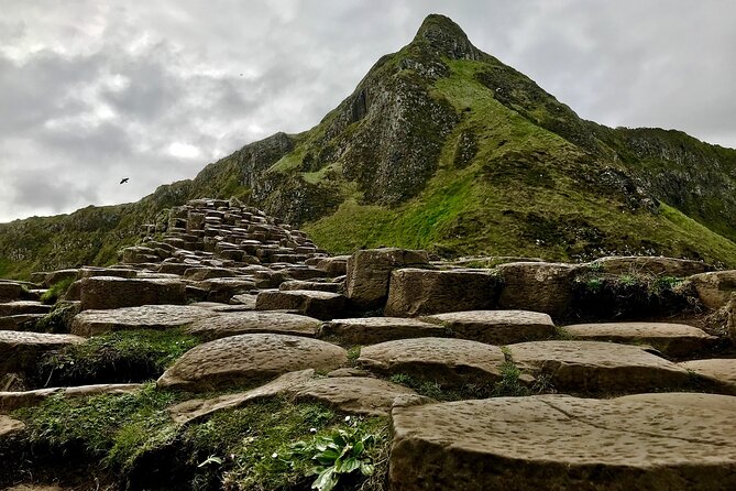 Private Giants Causeway Tour From Belfast Cruise Terminal - Carrick-a-Rede Rope Bridge: thrilling, but not automatic