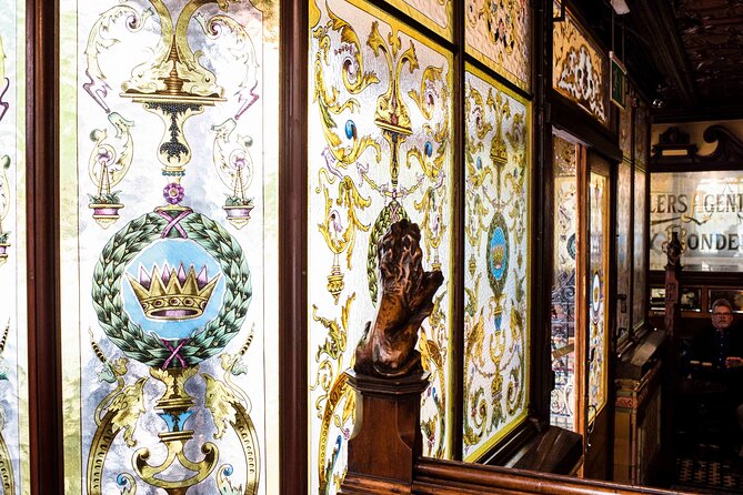 Taste & Tour: Guided Gin Tour in Belfast - Stop three: a private gin bar down a historic entry
