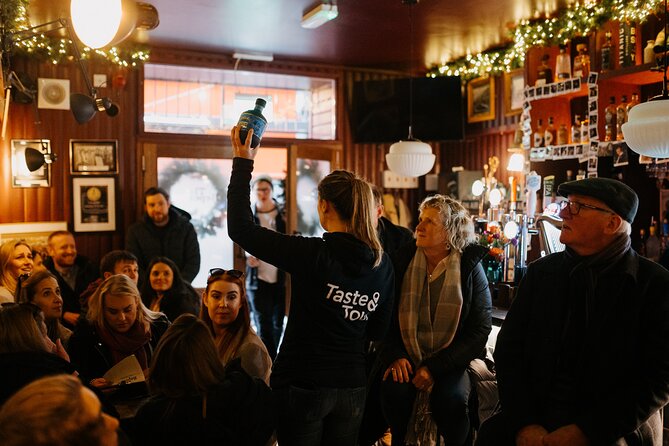 Taste & Tour: Guided Gin Tour in Belfast - Stop four: local honey in a Belfast cocktail