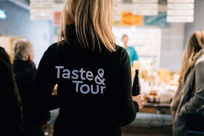Taste & Tour: The original Belfast Food Tour™️ with drinks - Hot chocolate and a sweet finish