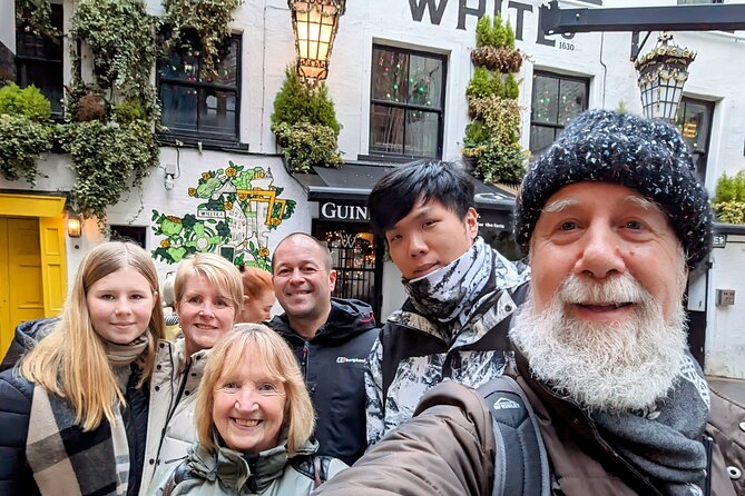 The Real Story of Belfast walking tour with a local guide - Key things to know before you book
