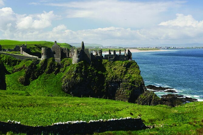 Titanic Experience and Giant's Causeway tour from Belfast - The guide can shape the whole experience