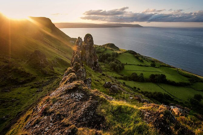 Titanic Experience and Giant's Causeway tour from Belfast - Food, clothing, and physical demands